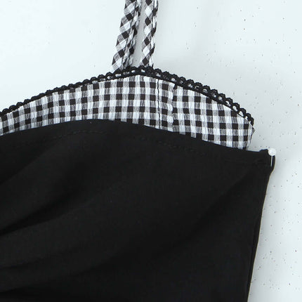 Grid-Stitched Strapless Tank Top – Slim Fit showing black fabric with a grid-stitched pattern and strap details.