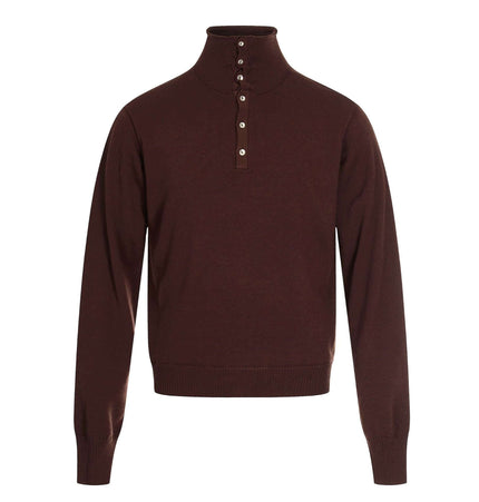 High Neck Street Knit Sweater – Loose Fit in dark brown with modern high neckline and button detail.