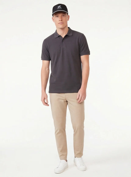 Model wearing golf rope cap by Grozavu