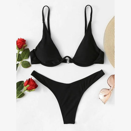 New sexy bikini solid color underwire swimsuit at €18.99