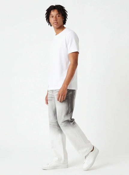 Signature Jeans – with a Silk-Like Touch with a Superior Finish