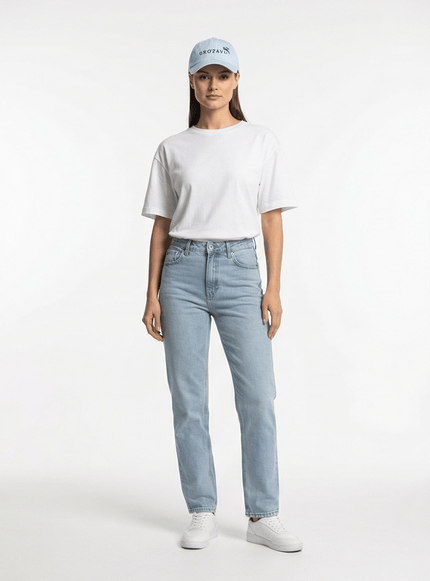 AI-generated photoshoot [sp:cmnq2w38e00rsgl27bp9k7hvd]