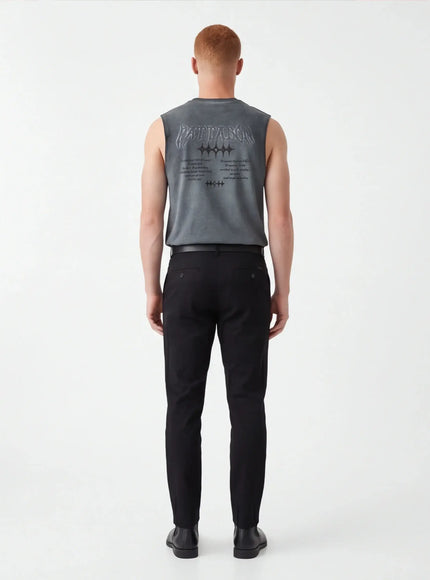 T-Shirt Firmata – in Tessuto Traspirante per un'Eleganza Quotidiana