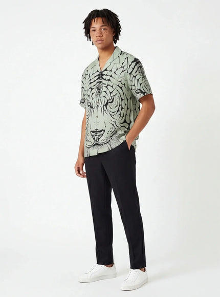 Flawless T-Shirt – with a Silk-Like Touch for a Bold Silhouette