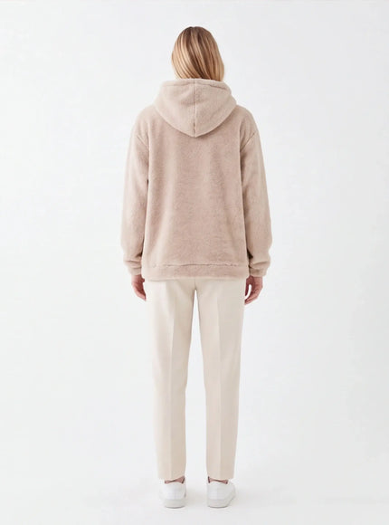 Dynamic Hoodie – from Luxury Twill for a Bold Silhouette
