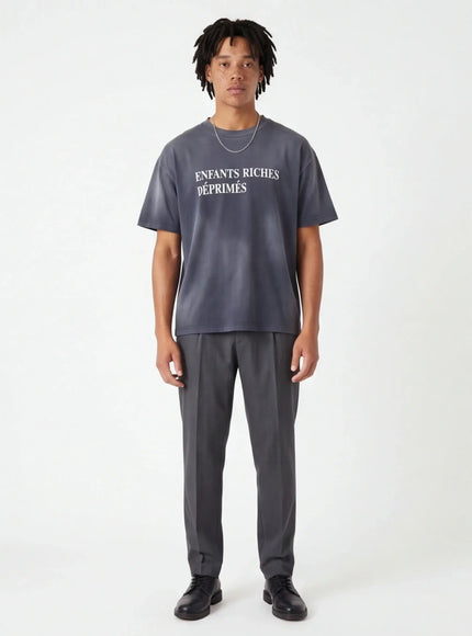 Tricou Minimalist – cu un Finisaj Mat în Ediție Limitată