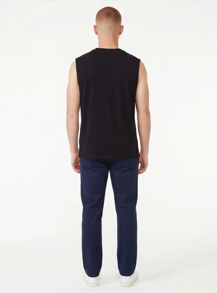 Minimalist Apparel by Grozavu - Craftsmanship Detail (Pos 12)