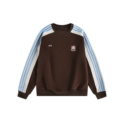 National Trend Retro Stripe Loose Shirt featuring classic retro stripes and a relaxed streetwear fit.