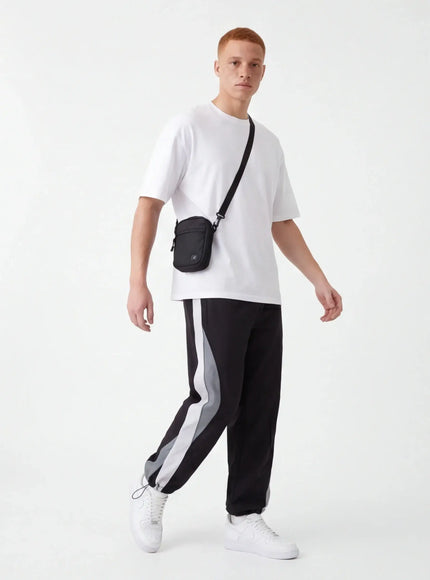 Dynamic Track Pants – from Premium Weave for an Unmistakable Style