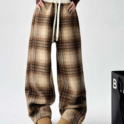 Plaid Flannel Fleece Lined Winter Pants - Stylish checkered fleece trousers for warm, vintage-inspired fashion.