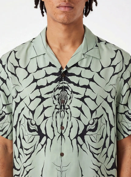 Flawless T-Shirt – with a Silk-Like Touch for a Bold Silhouette