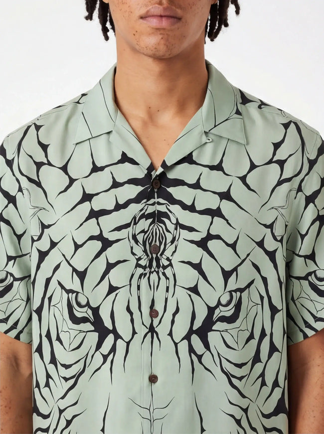 Flawless T-Shirt – with a Silk-Like Touch for a Bold Silhouette