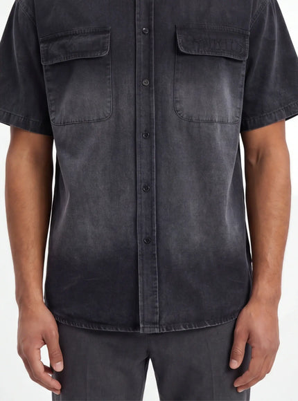 Supreme Shirt – mit thermischer Isolierung für eine urbane Ästhetik