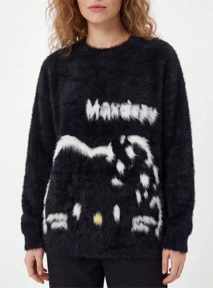 Comfortable Crewneck – with a Silk-Like Touch in Limited Edition