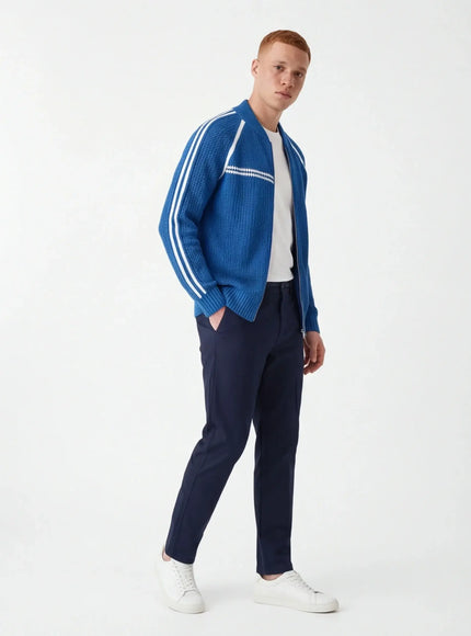 Ropa Minimalista – con un Acabado Mate para un Look Sofisticado