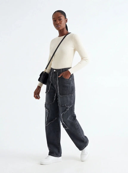 Lässige Jeans – aus atmungsaktivem Stoff mit raffinierten Details