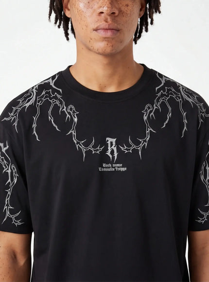 Urban-Chic T-Shirt – with a Silk-Like Touch for an Urban Aesthetic