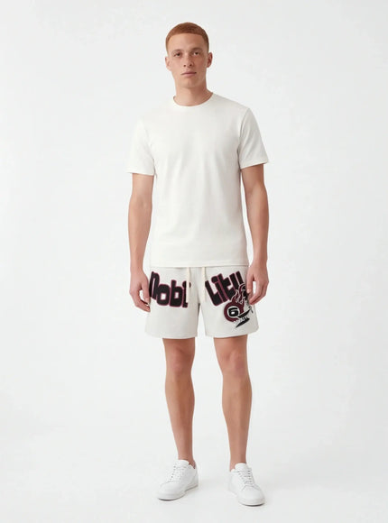 Effortless Shorts – from Sustainable Material for an Unmistakable Style