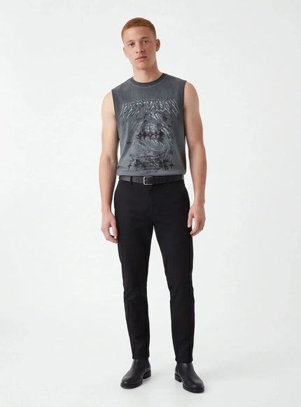 T-Shirt Firmata – in Tessuto Traspirante per un'Eleganza Quotidiana