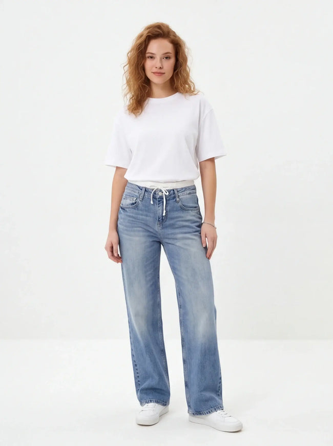 Jeans Elevati – cu textură premium și design arhitectural
