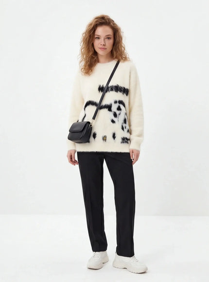 Comfortable Crewneck – with a Silk-Like Touch in Limited Edition