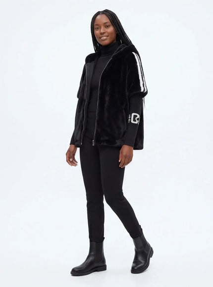 Elevated Jacket by Grozavu - Studio Focus (Pos 15)