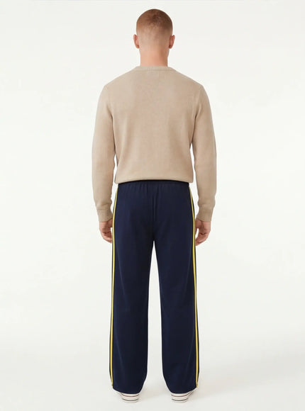 Essential Pants by Grozavu - High-Quality Texture (Pos 10)