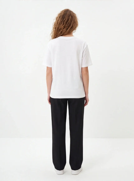 Abbigliamento Essenziale – con Texture Premium per una Libertà Totale di Movimento