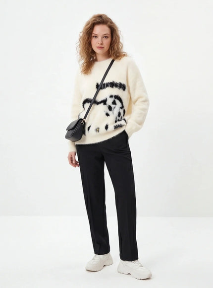 Comfortable Crewneck – with a Silk-Like Touch in Limited Edition