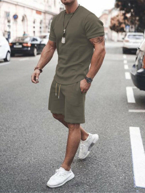 New Men's Casual Solid Color Short Sleeve Shorts Two-Piece Set at €40.99