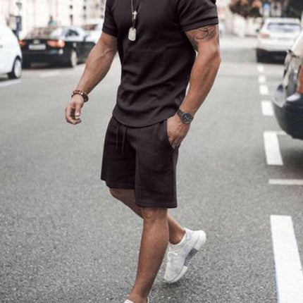 New Men's Casual Solid Color Short Sleeve Shorts Two-Piece Set at €40.99