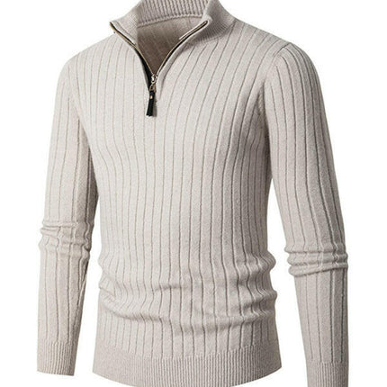 Men's casual solid color round neck stretch knitted sweater at €68.99