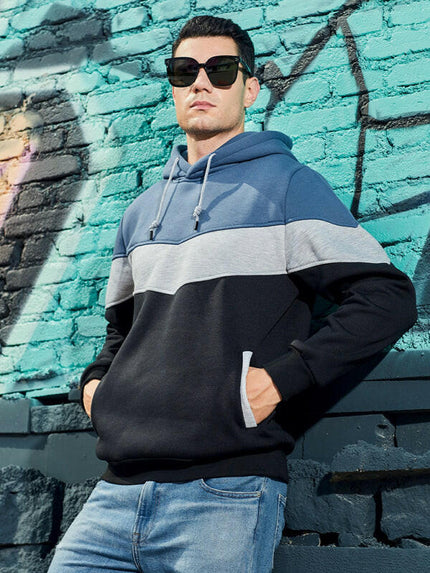 Men's casual color block and contrast fashion hooded sweatshirt at €36.99