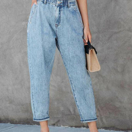 women's casual high waist washed straight jeans at €51.99