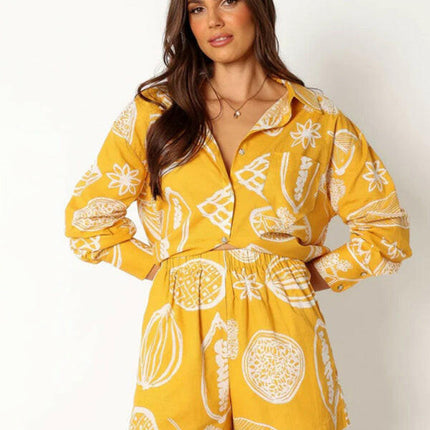 Women's New Casual Premium Fruit Print Shorts Cardigan Set at €31.99