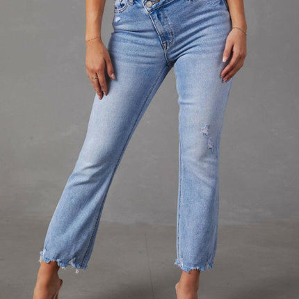 Women's new style simple ripped light color casual jeans at €44.99