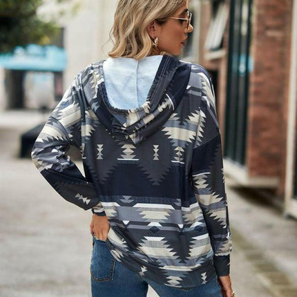 New geometric pattern long-sleeved loose hooded button pocket sweater at €48.99