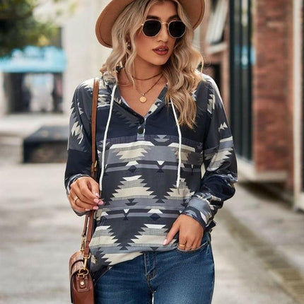 New geometric pattern long-sleeved loose hooded button pocket sweater at €48.99