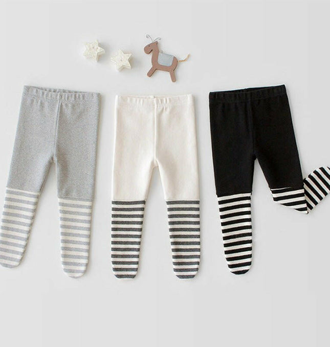 Baby Girl Stitched Tights at €16.99