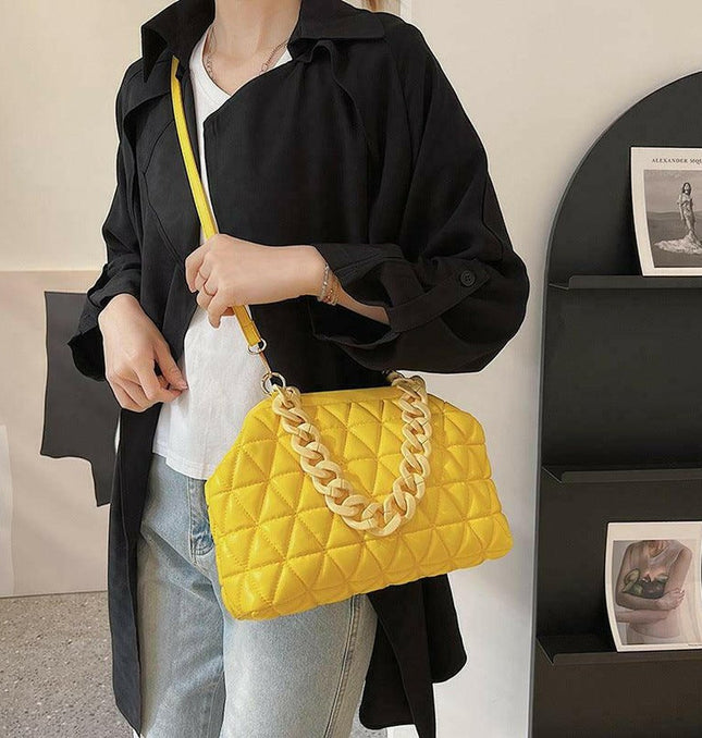 Thick Chain Handbag at €52.99